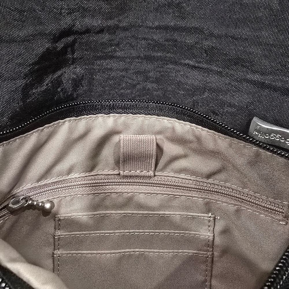 Baggallini Black Flip Zip Multi Compartment Crossbody Purse - Picture 3 of 9